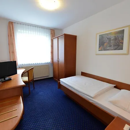 Trollinger Hof 3* Bad Oeynhausen