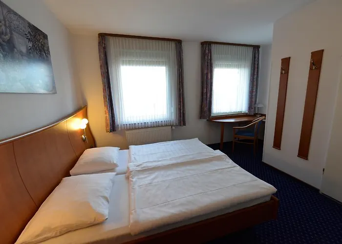 Отель Trollinger Hof 3*